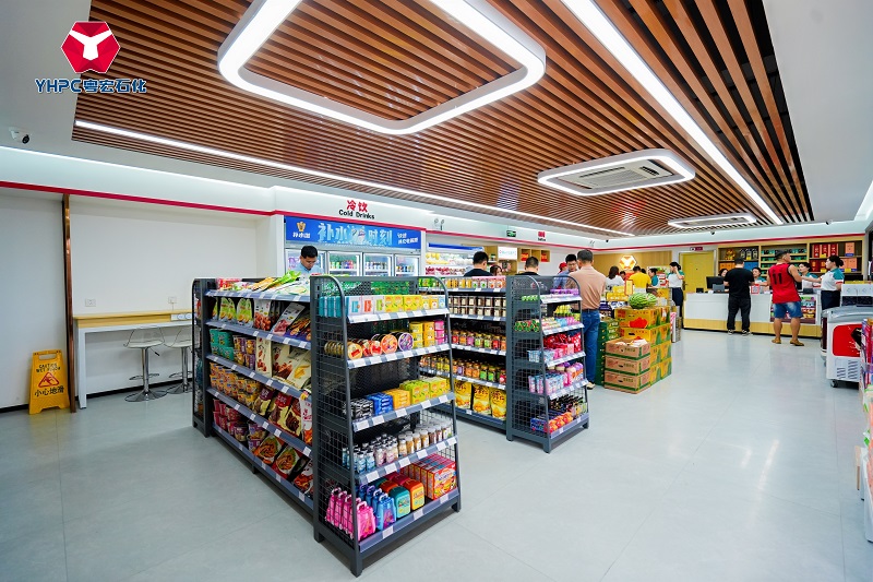 加油站便利店风貌.jpg