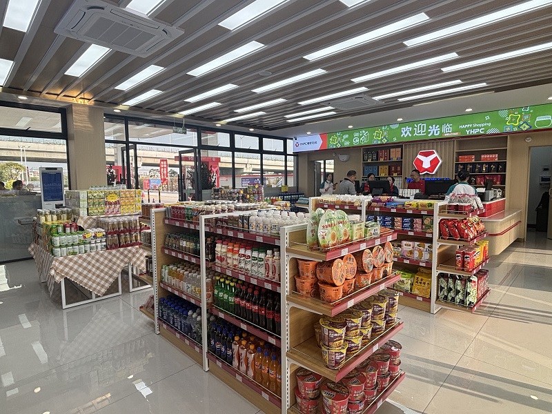 加油站便利店风貌.jpg